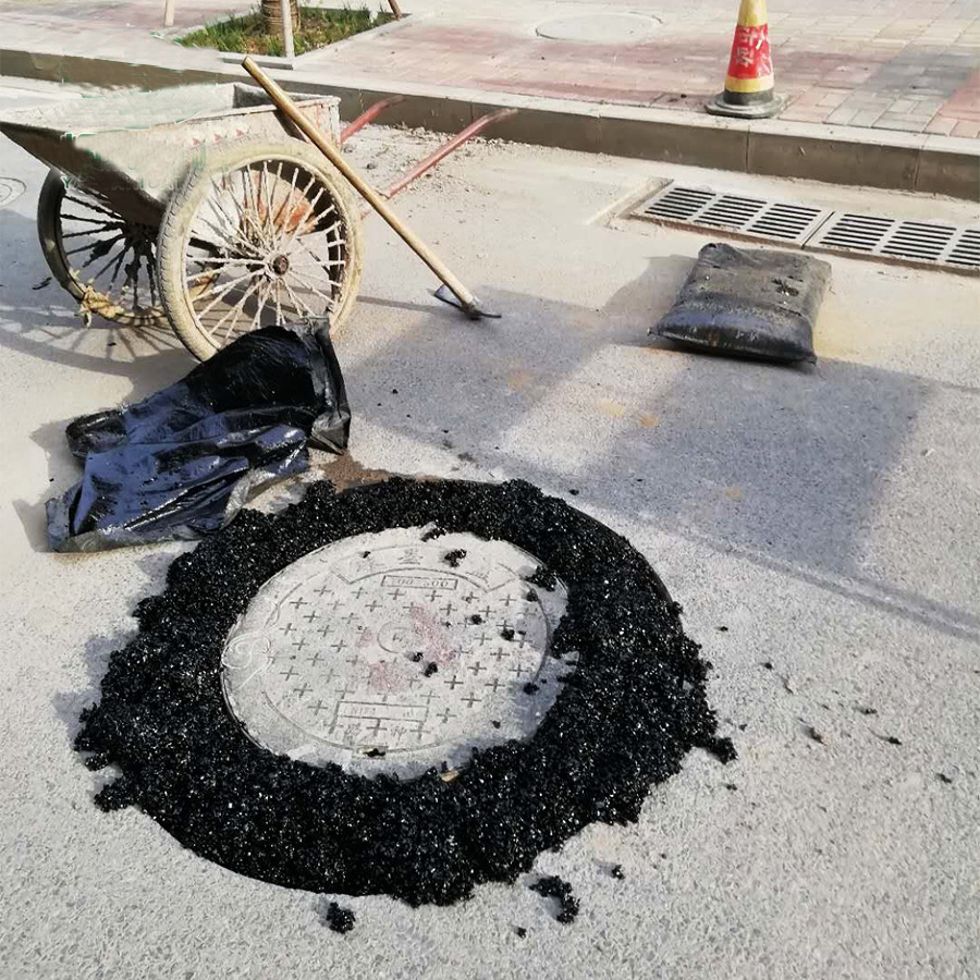 井盖周边修补沥青冷补料 路面坑槽修补井盖修补冷刮料沥青冷拌料
