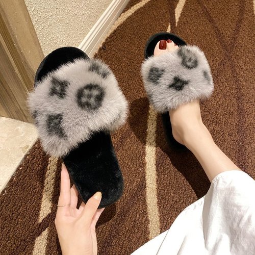 Cross-border foreign trade leopard print fur slippers for women autumn outer wear furry women's shoes sandals non-slip PVC half slippers wholesale