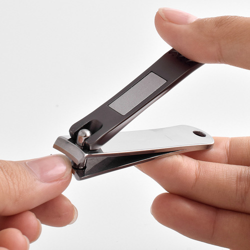 Nail scissors gift nail clippers stainless steel nail clippers curved mouth large gun black nail clippers can be marked