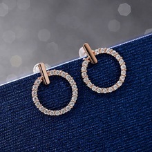 S925��������СԲ����������ʱ�ж̿�������Լ�Լ�ٴ����Ů����