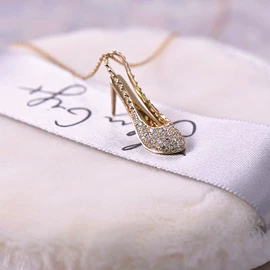 宝石手饰;钻石手饰;K金项饰