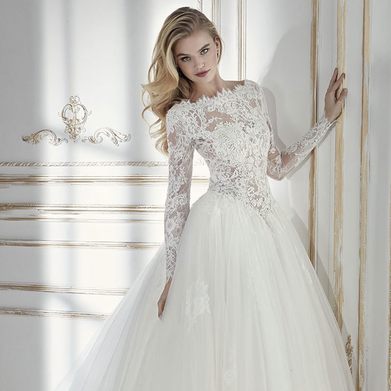 Foreign Trade 2025 New Round Neck Bridal Tail Wedding Dress White Backless Tail Slim Long-Sleeved Lace Wedding Dress