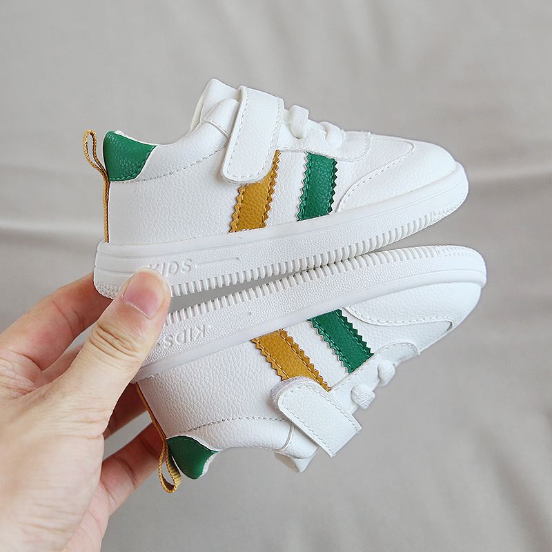 Xiaoxiao 1-2-3 años Otoño zapatos blancos zapatos de bebé nuevos niños y niñas zapatos de tablero de fondo suave Velcro zapatos de niño
