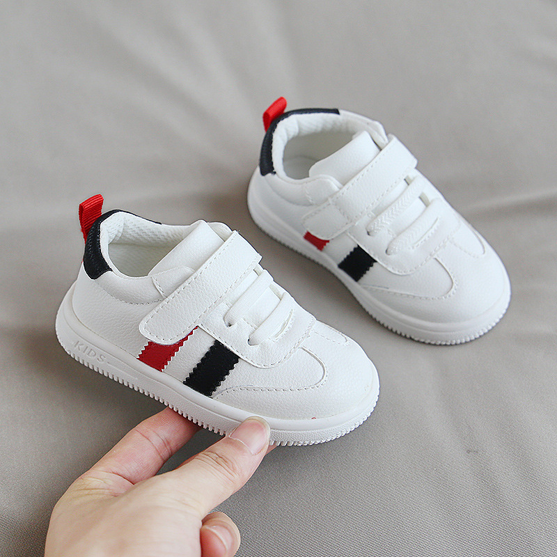 Xiaoxiao 1-2-3 años Otoño zapatos blancos zapatos de bebé nuevos niños y niñas zapatos de tablero de fondo suave Velcro zapatos de niño
