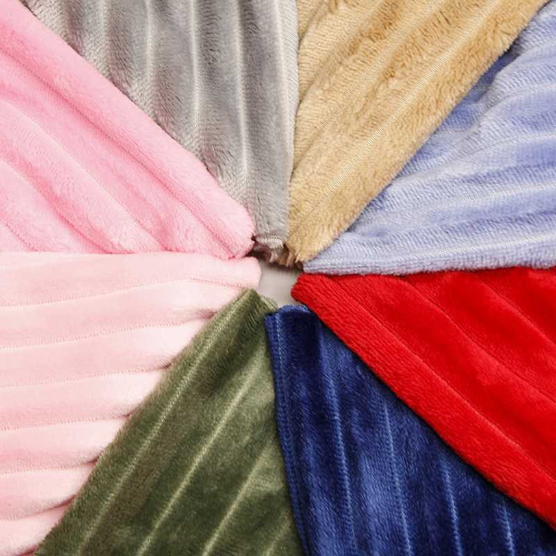 现货法兰绒剪花抽条宠物垫睡衣玩具面料毛毯拖鞋靠垫服装包边辅料