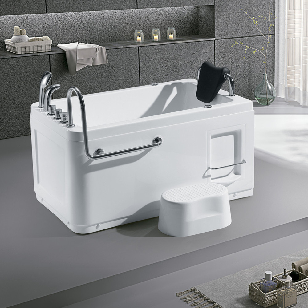 ����ֱ����Ħ����ԡ�׼����ǿ�����������׾Ƶ�����ԡ�蹤������