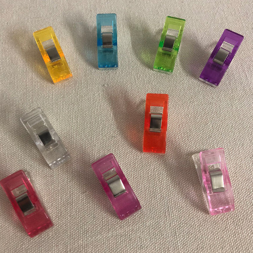 Factory direct sales plastic hemming clip, ax clip, plastic small clip, sewing positioning clip, color