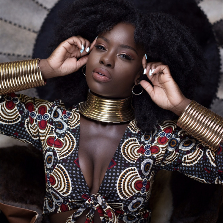African tribe l collar bracelet set exaggerated European and American necklace double bracelet hand ring combination choker set African tribe l collar bracelet set exaggerated European and American necklace double bracelet hand ring combination choker set
