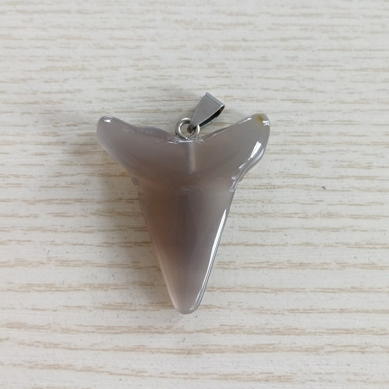 Gray agate