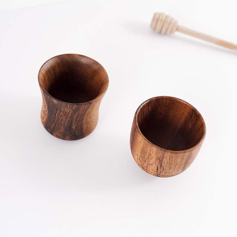 Hogar creativo Taza de madera Taza de madera de haya Taza de té Taza de vino Taza de vino Taza de café de madera de amor Taza pequeña práctica ecológica