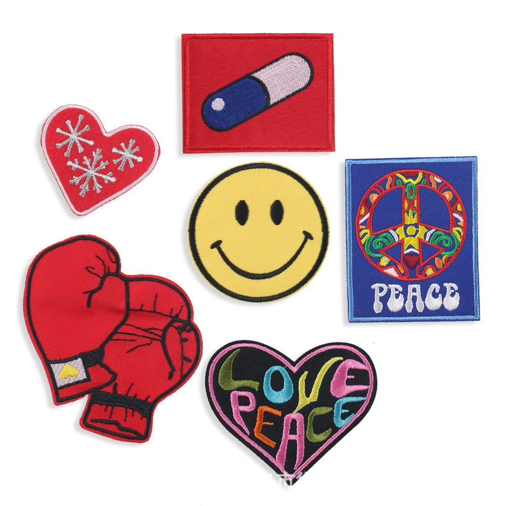 Fábrica directa carta amor paz píldora guantes de boxeo bordado tela pegatinas en stock adhesivo DIY parche ropa Accesorios