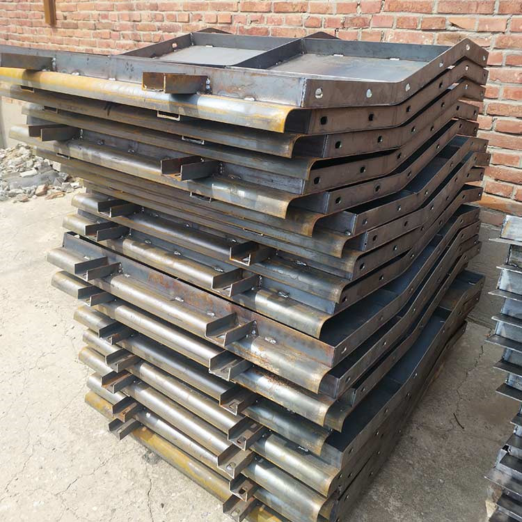 防撞墙模板 水防撞墙钢模板 防撞墙模具制作赫润模具厂家批发