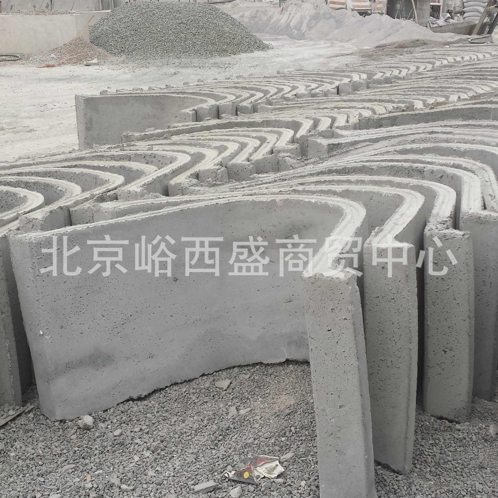 厂家直供水泥制品各种规格热销批发混凝土预制流水槽