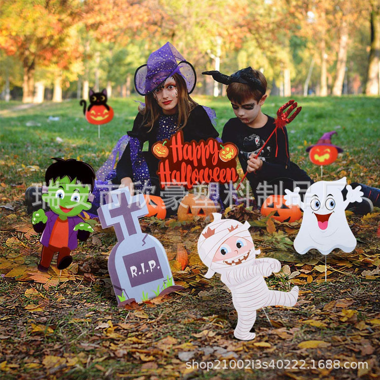 设计新款2025万圣节镂空横幅门挂 僵尸幽灵鬼屋插牌 拍照道具装饰