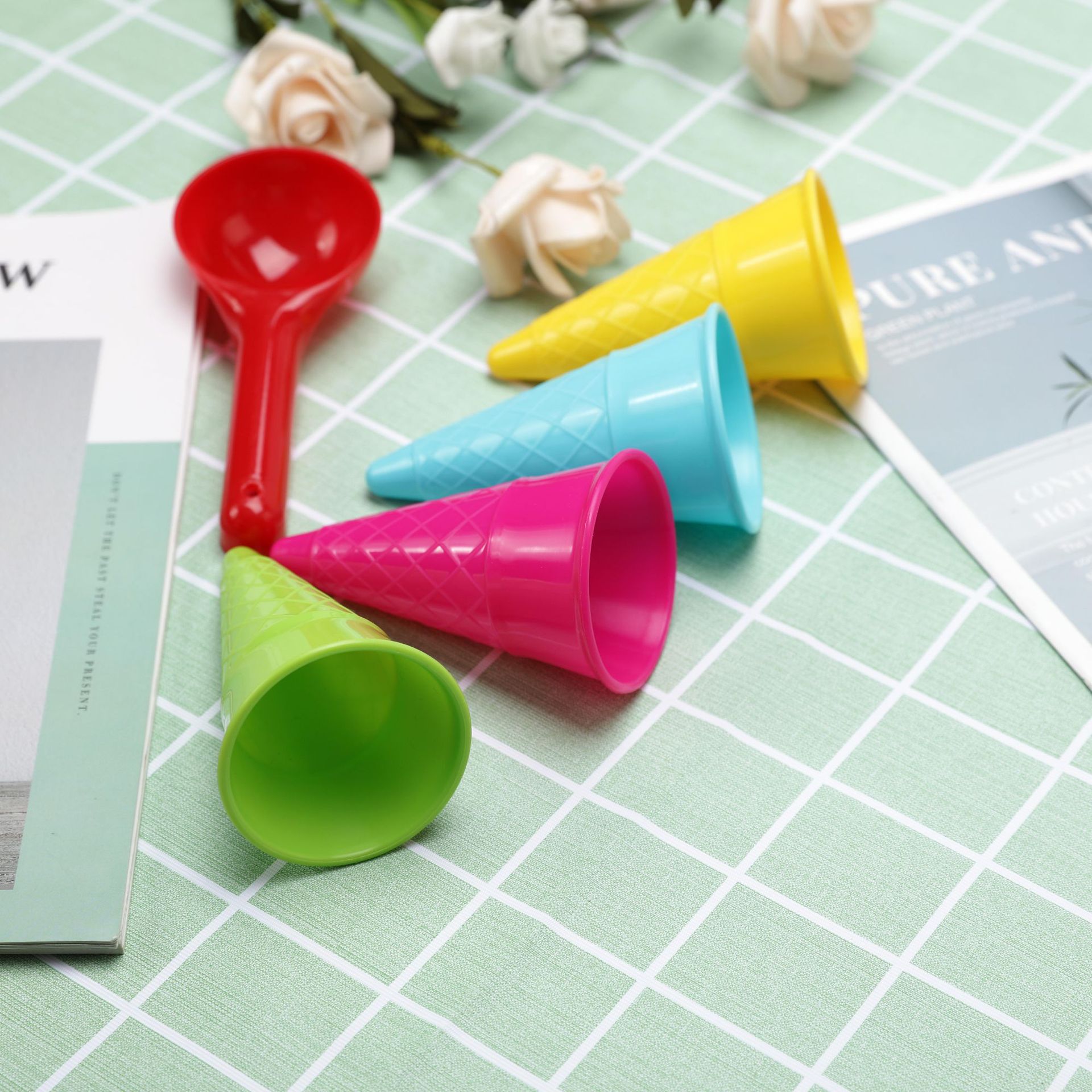 Juguetes de playa de verano de los niños diversión arena excavación y herramientas de juego de arena bolsa de red de cinco piezas