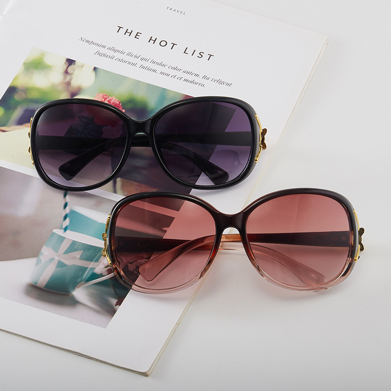 New 9257 Fashionable Fox Head Sunglasses, Trendy Women's Large Frame Polarized Glasses, Factory Direct Sales Flower Sunglasses