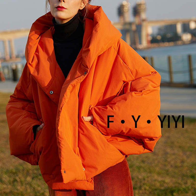 Down Jacket Women's European and American Style High Velvet Warm Short Bat Loose Designer Thickened Winter Fashionable Jacket