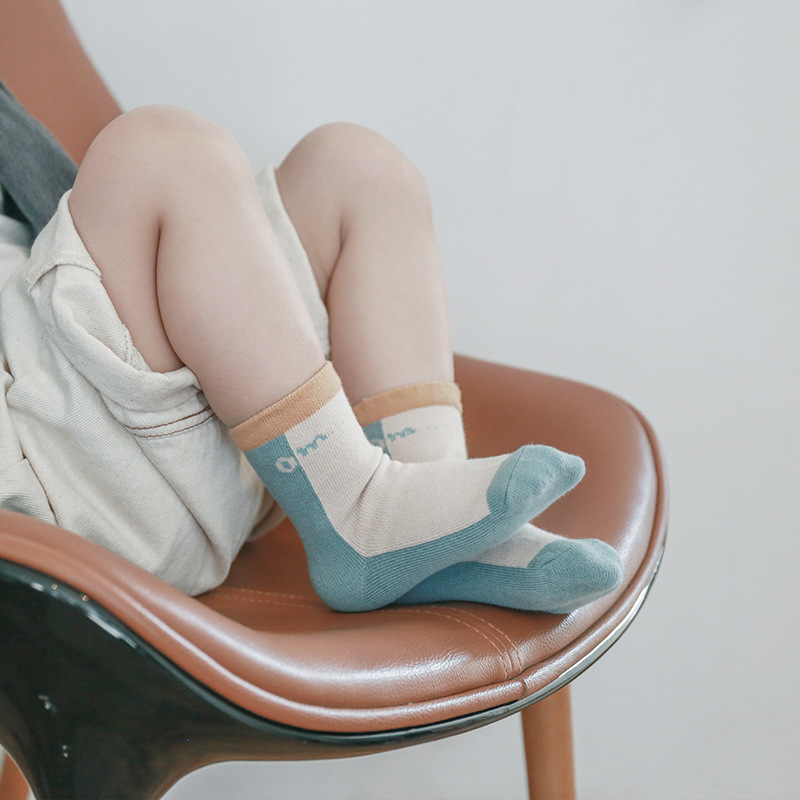 Calcetines para niños de 20 años Otoño Nuevo estilo coreano de dibujos animados lindo calcetines de algodón peinado bebé recién nacido calcetines de media pantorrilla