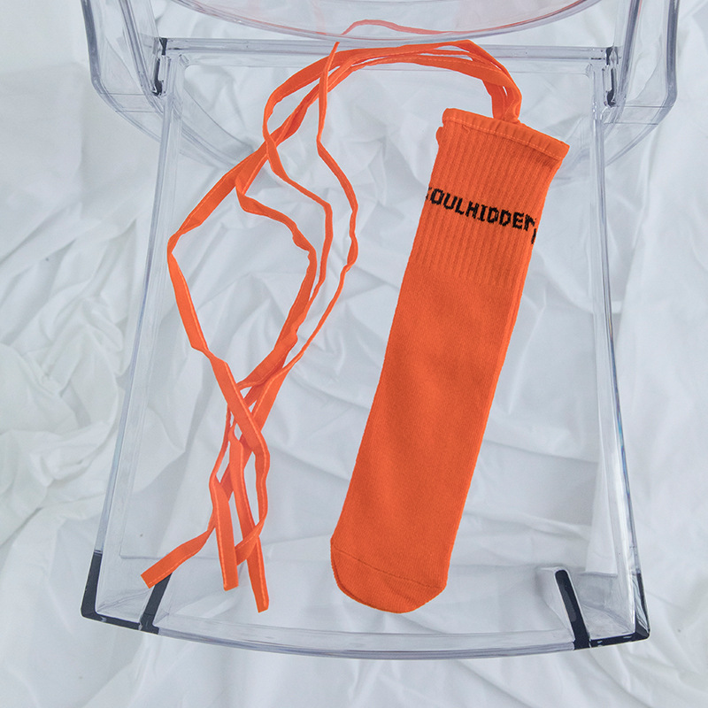 Plusox Otoño e Invierno Nueva Lolita calcetines de correa cruzada hembra ins llamativos calcetines de marea calcetines de pantorrilla calcetines de media pantorrilla