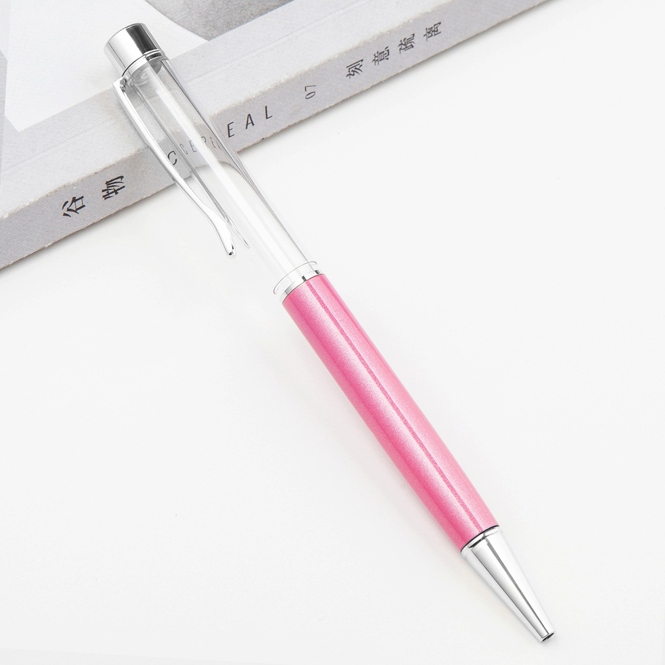 Fábrica al por mayor de metal creativo bolígrafo DIY impresión pluma de cristal japonés y coreano llenado de aceite tubo vacío bolígrafo