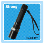 LED R3灯珠强光手电 航空铝合金保安用手电筒