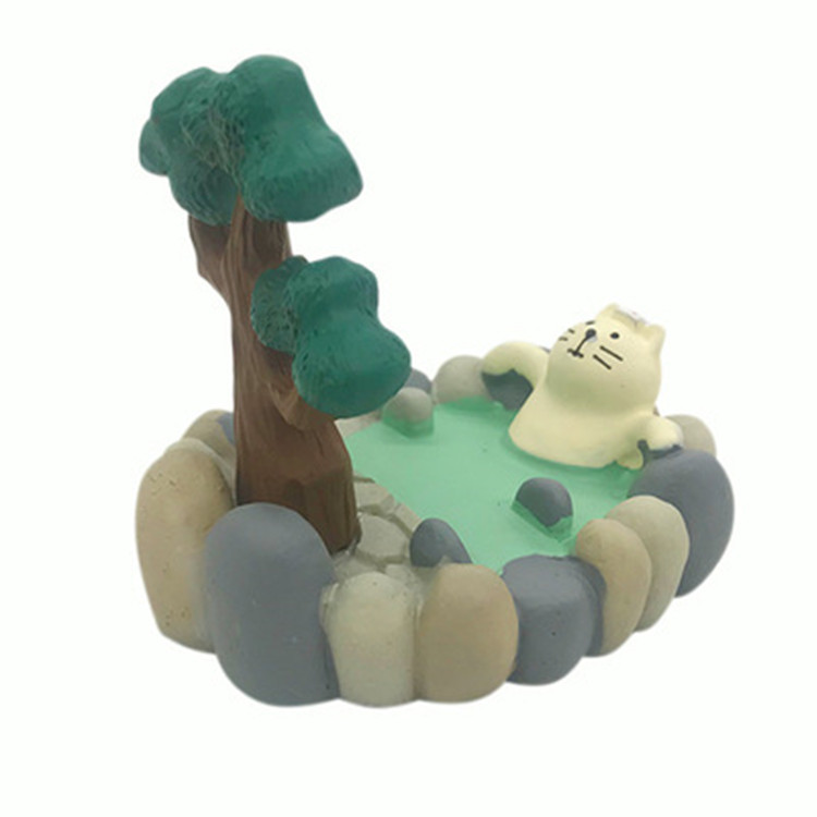 온천 흰 고양이