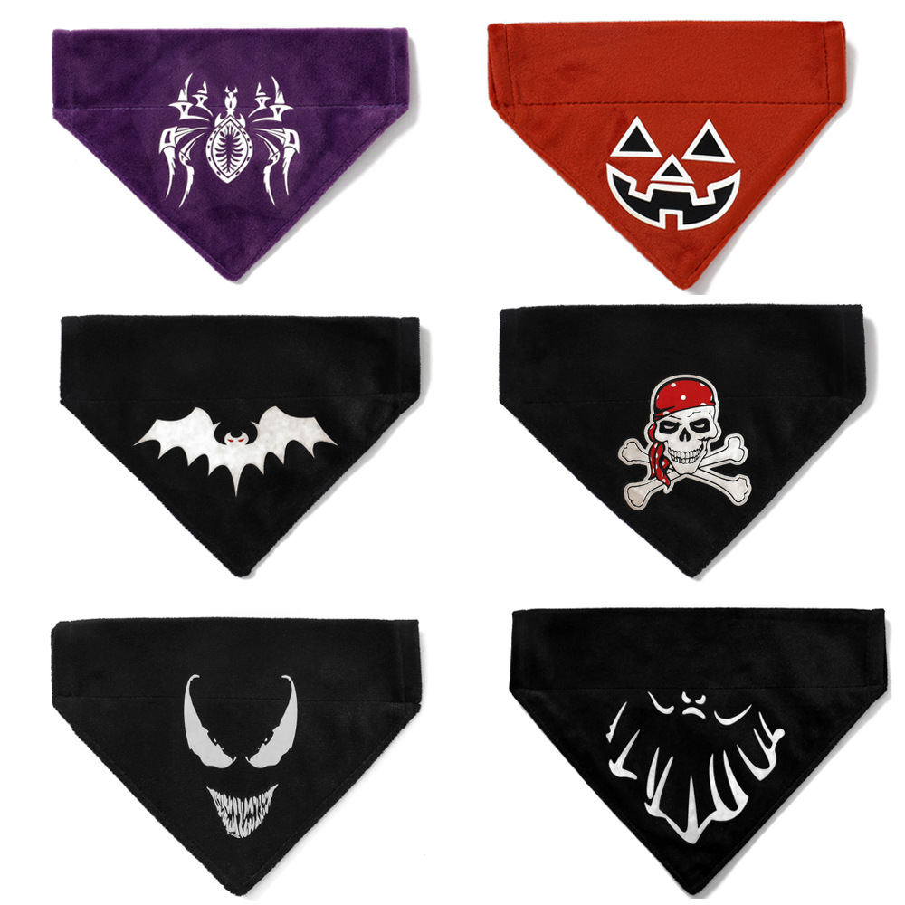 Nuevo luminoso Halloween mascota triángulo toalla perro saliva toalla mascota bufanda perro triángulo toalla