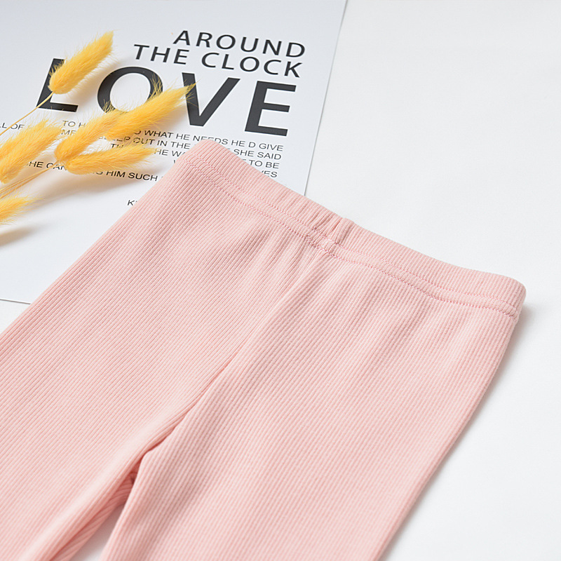 2024 otoño nuevo estilo leggings para niñas, estilo delgado, tiras verticales, estilo de primavera y otoño, estilo occidental, ropa para bebés y niños, pantalones largos