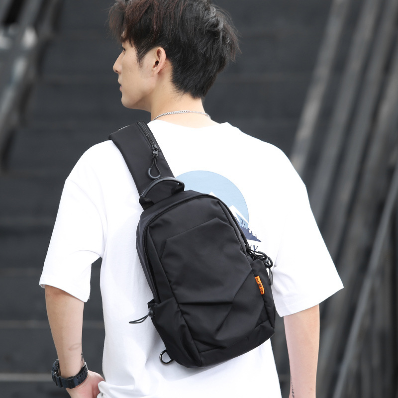 Universal chest bag
