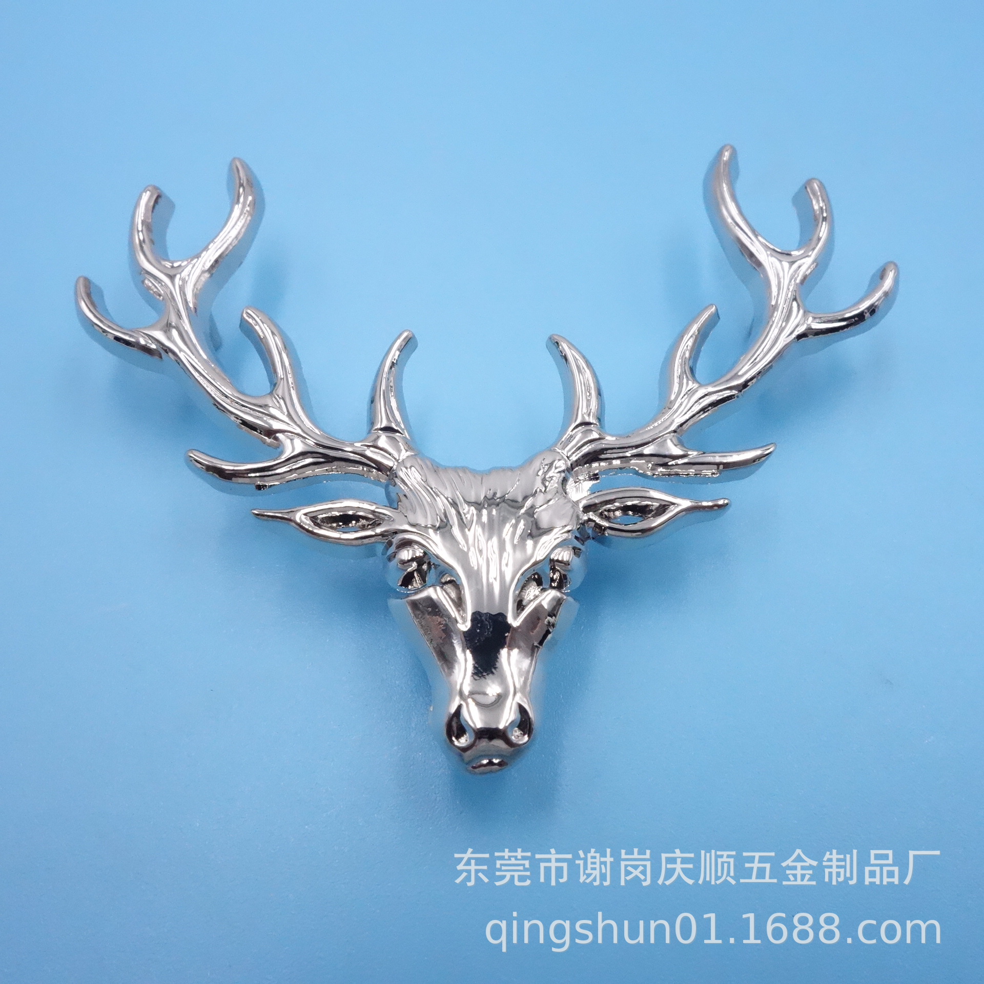 厂家供应鹿头金属标牌 立体麋鹿头造型箱包LOGO标牌 金属铭牌