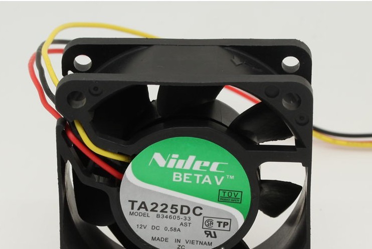 NIDEC TA225DC B34605-33 12V 6025 0.58A 长寿命高质量散热风扇