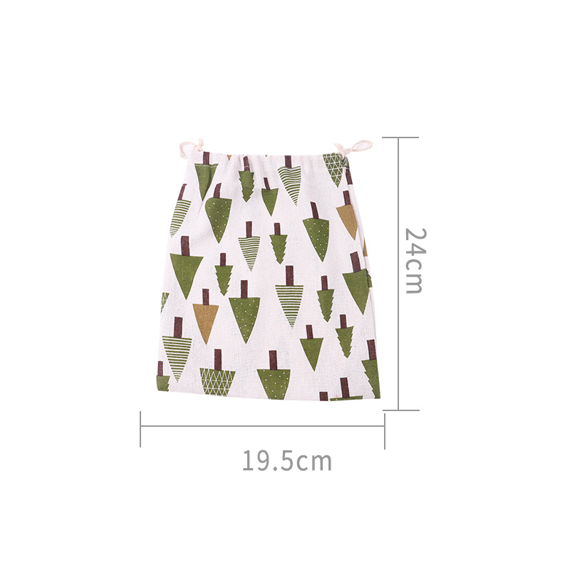 Árbol triangular mediano * Impresión multicolor