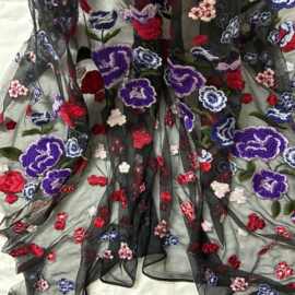 新款 多色网布绣花 中国风刺绣面料 设计感礼服裙子时尚绣花面料