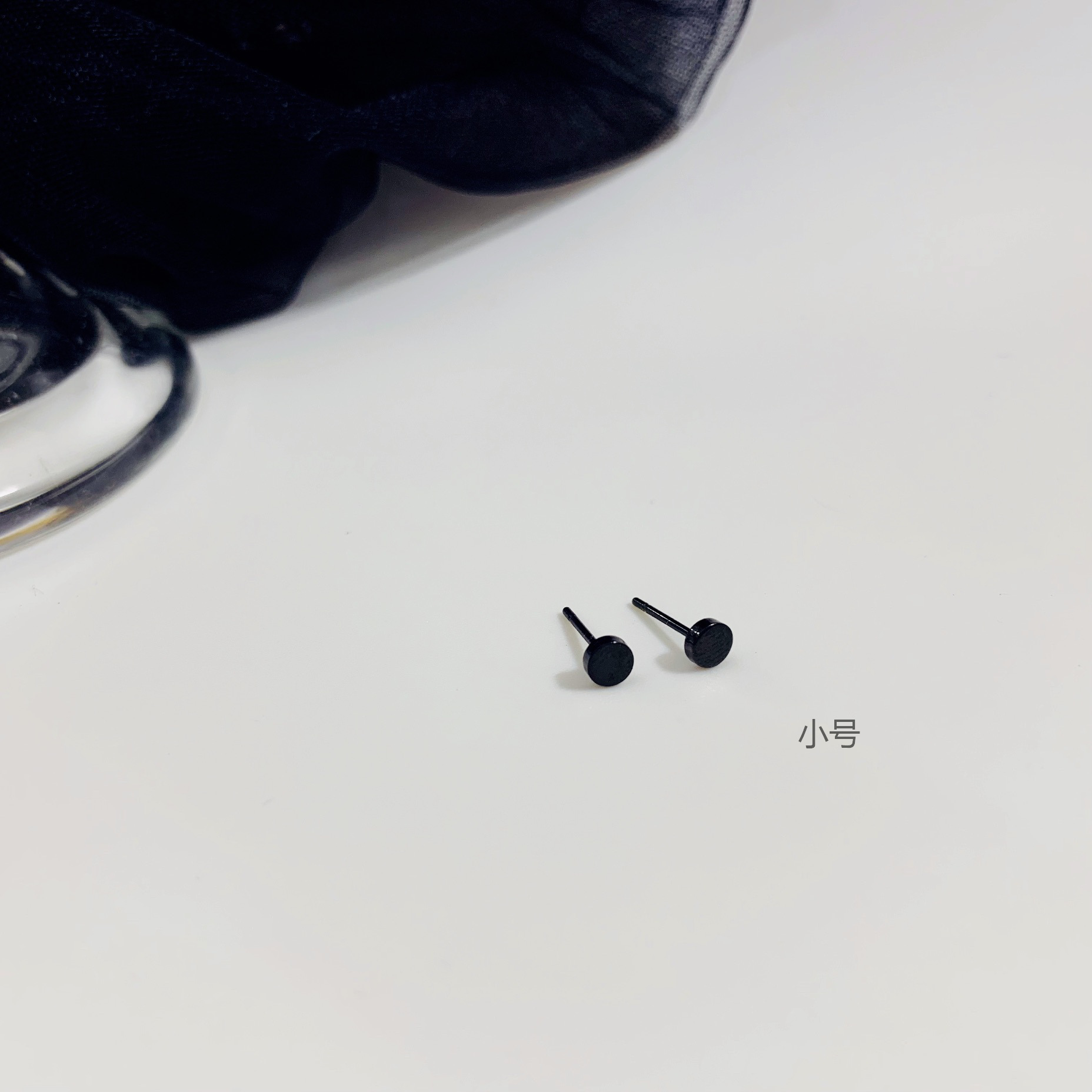 Star Street Simple Hoop Basic INS Unisex Sleep Without Removing Punk Style Stud Earrings For Men_voghion.com