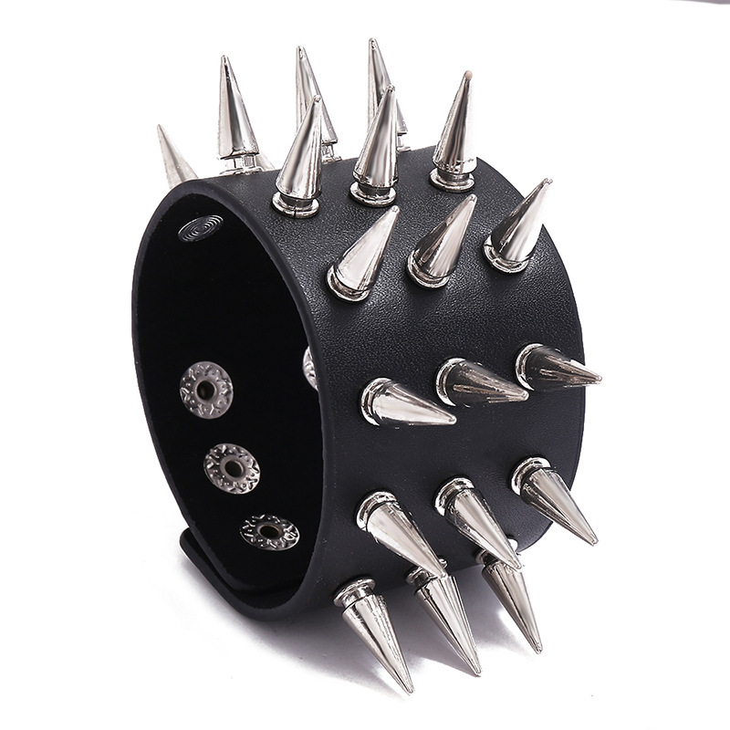 European and American cross-border accessories new three-row pointed nail exaggerated punk wide leather bracelet personalized bar motorcycle jewelry