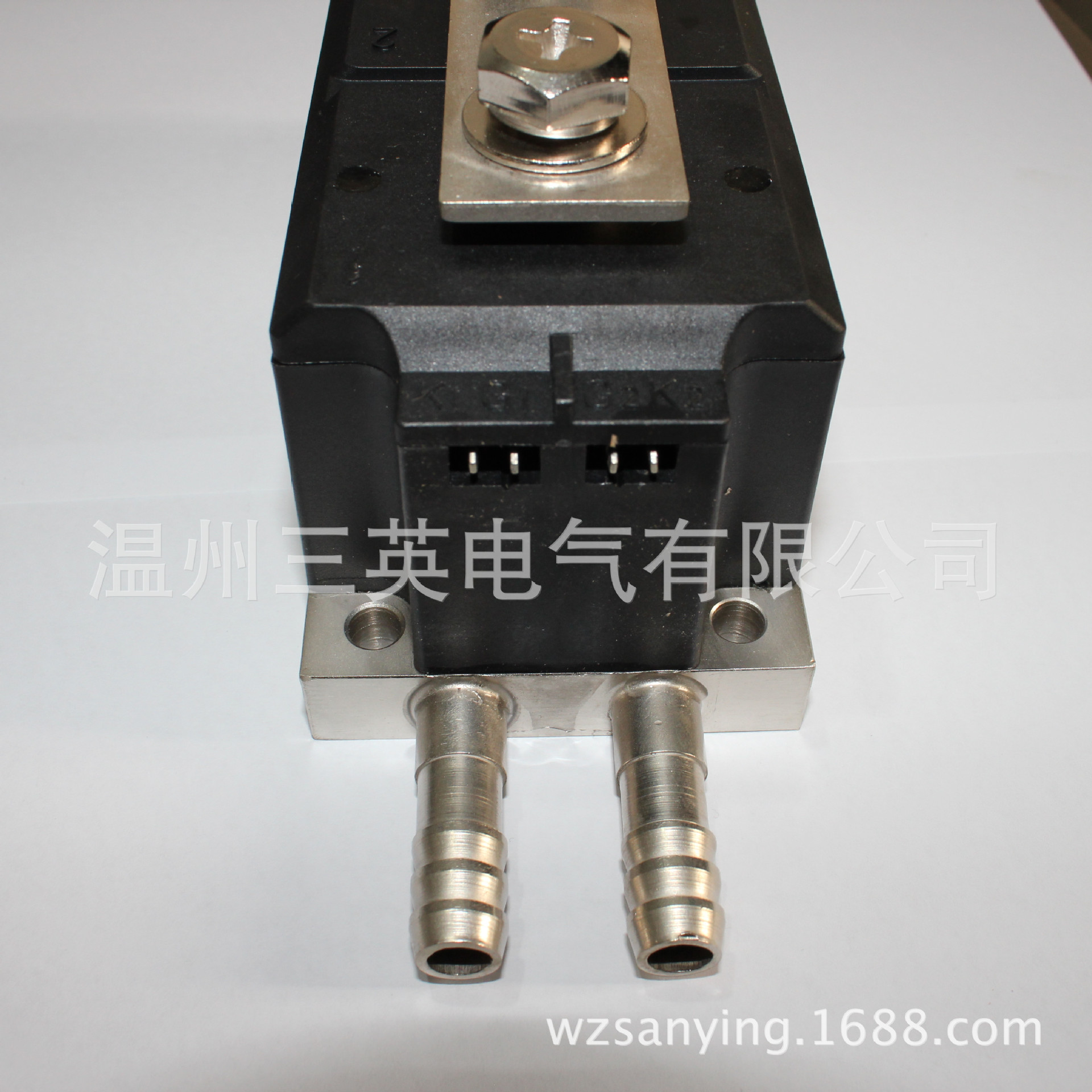 厂家： 高效水冷双向可控硅、晶闸管模块800a