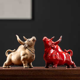 创意陶瓷红色牛摆件家居客厅办公桌面招财装饰品吉祥物生肖摆设