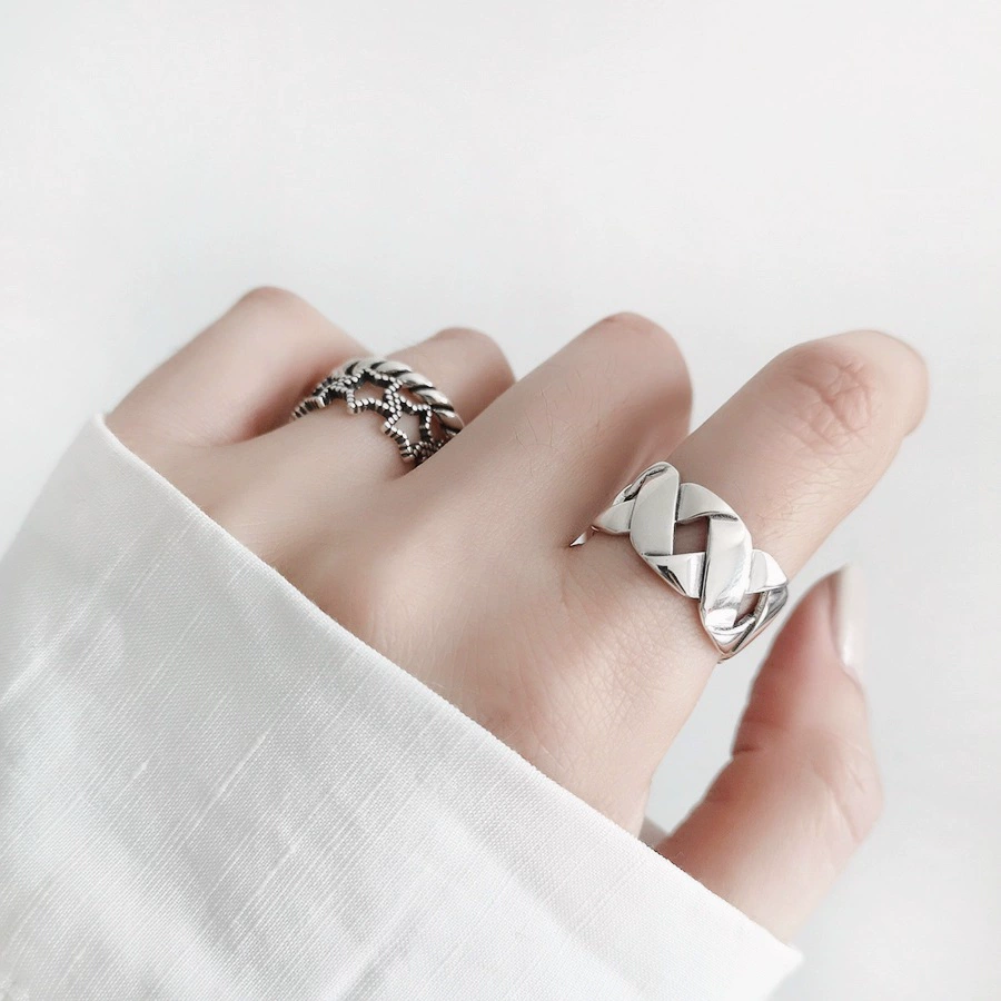 Brand woven ring, accessory, Japanese and Korean, simple and elegant design, silver 925 sample, on index finger
