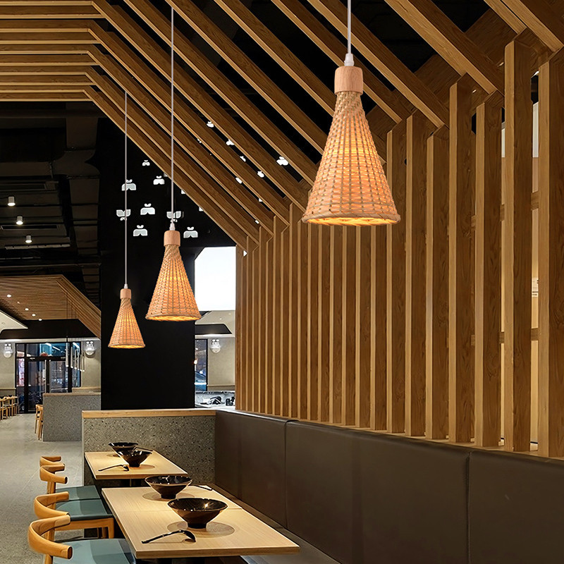 Estilo chino de bambú tejido de bambú lámpara de restaurante de estilo del sudeste asiático sombrero de paja sombrero personalidad creativa lámpara antigua cama y desayuno