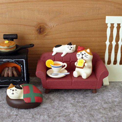 Japanese groceries Zakka tea shop Sanhua cat monkey coffee shop table decorations miniature scene small decorations