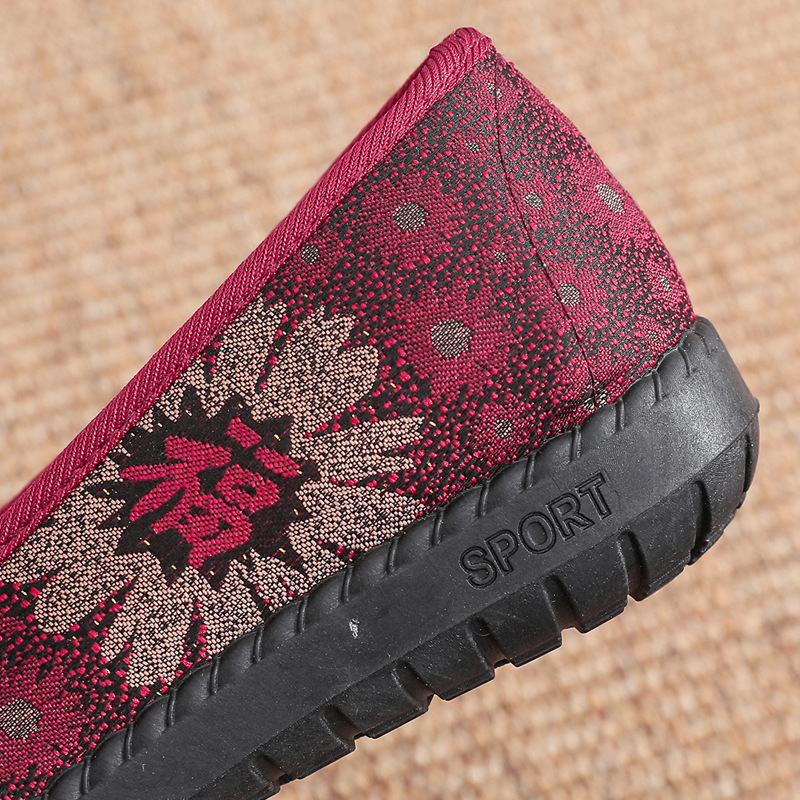 Ethnic retro “mom shoes”