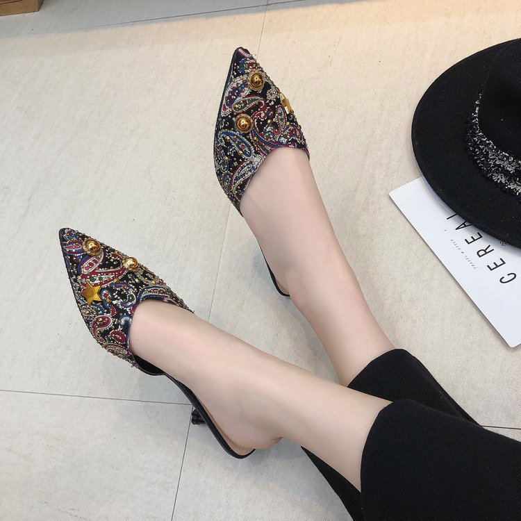 2024 Spring/Summer Sexy Slim Heels, Mid Heel, Pointed Head, Large Size Half Trailer, Sequin Sandals for Women_voghion.com