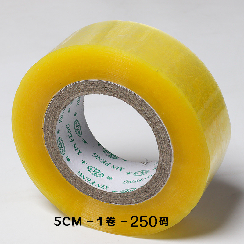 花屋の材料の花の花束を包装して手作りのdiyバラの花を刺します。