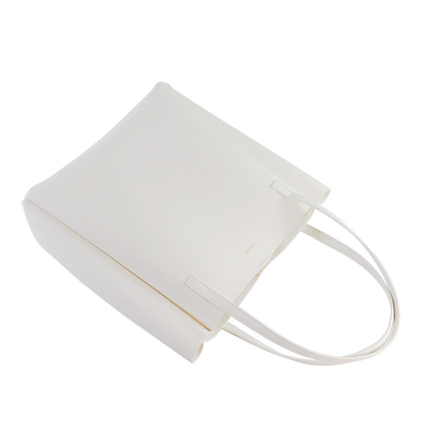 Luggage tag one shoulder