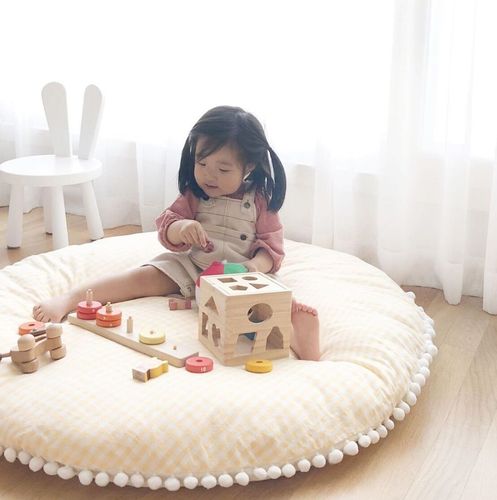 INS儿童圆形毛球爬爬垫简约地垫卧室垫子儿童房装饰垫