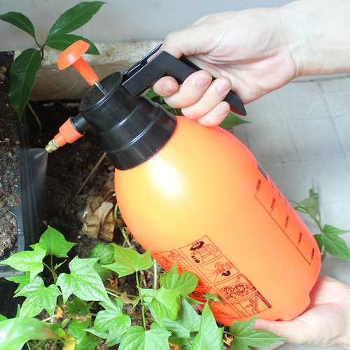 Household spray kettle, air pressure watering kettle, sprinkler watering kettle, garden sprayer, watering kettle 2L large