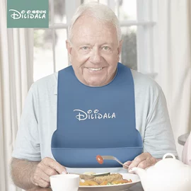 罩衣;围嘴围兜;喂养餐具