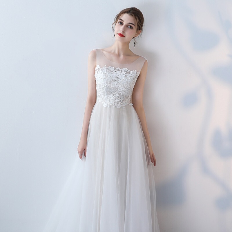 Simple and Light Wedding Dress 2026 New Style for Pregnant Women, French-Style Bridal Gown with a Train, Suitable for Outdoor Photography, Forest Style, Slimming and Ethereal