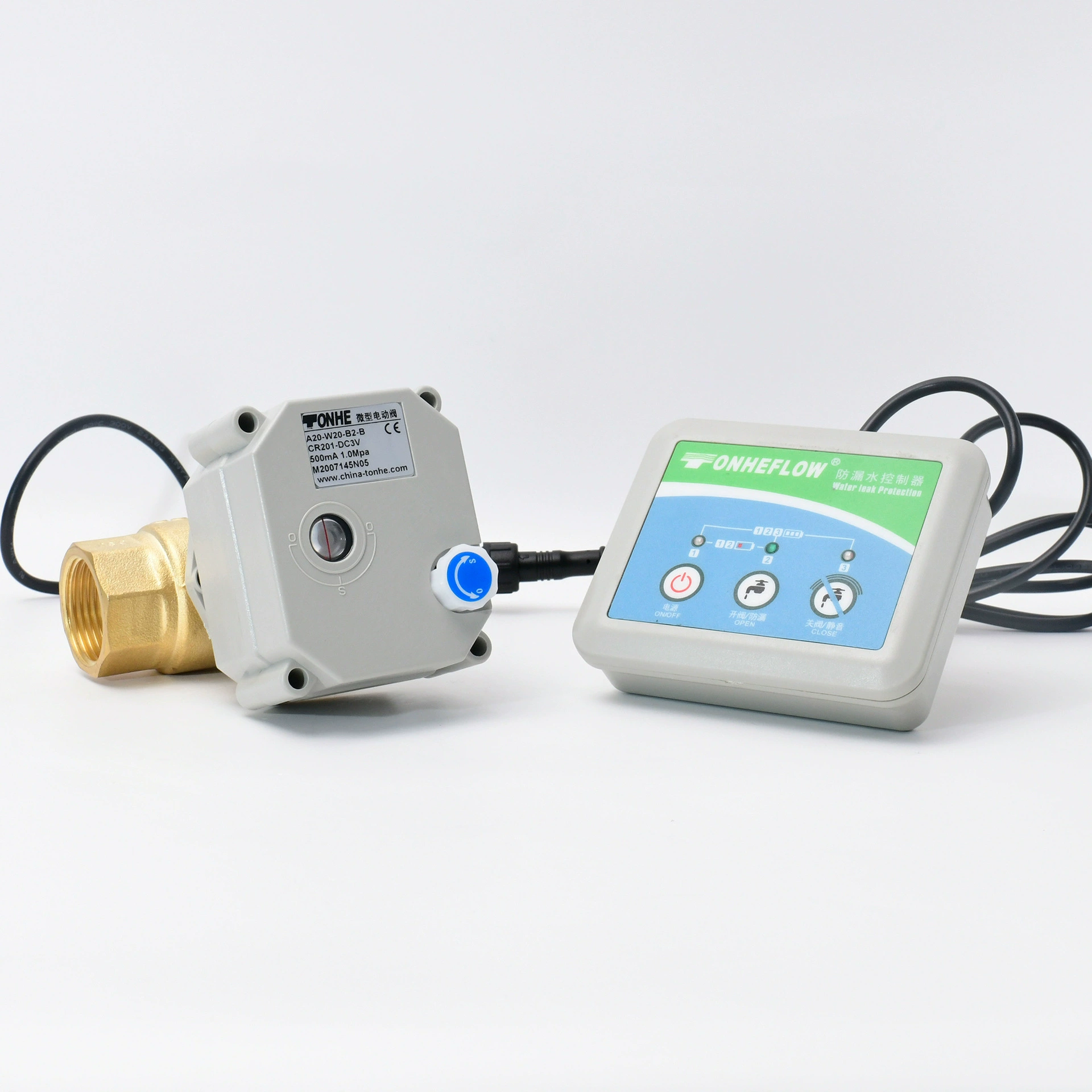 4-очечная защита от утечек воды латунный с ручным микро-электрическим клапаном против утечек воды сигнализация с очистителем воды DN15