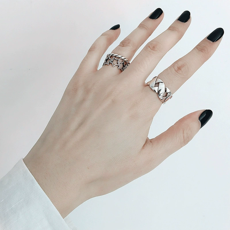 Brand woven ring, accessory, Japanese and Korean, simple and elegant design, silver 925 sample, on index finger